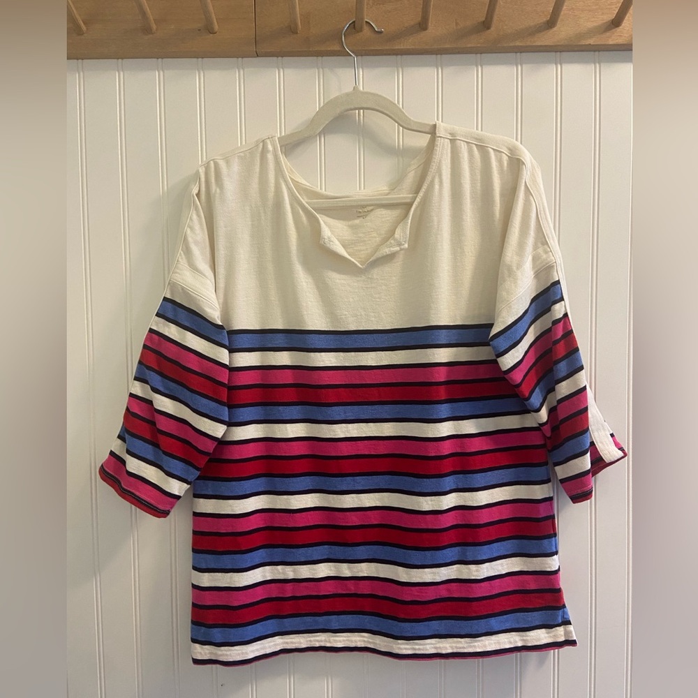 Talbots 3/4 Sleeve Split V Neck Top Red Pink Blue White Striped Soft Stretch Lp